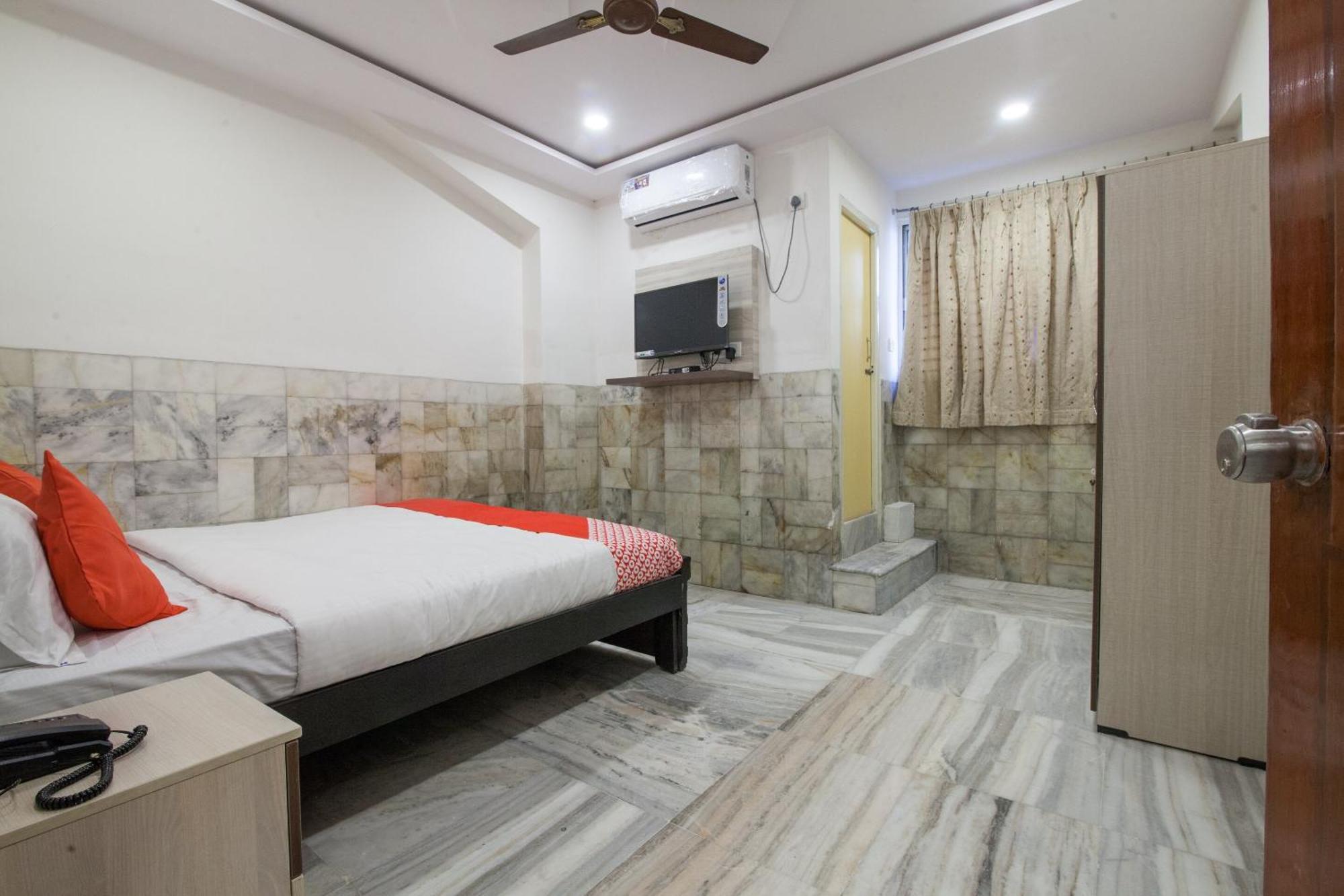 Super Hotel O Holiday Rani Gunj Opp Punjab National Bank Secundurabad Zewnętrze zdjęcie