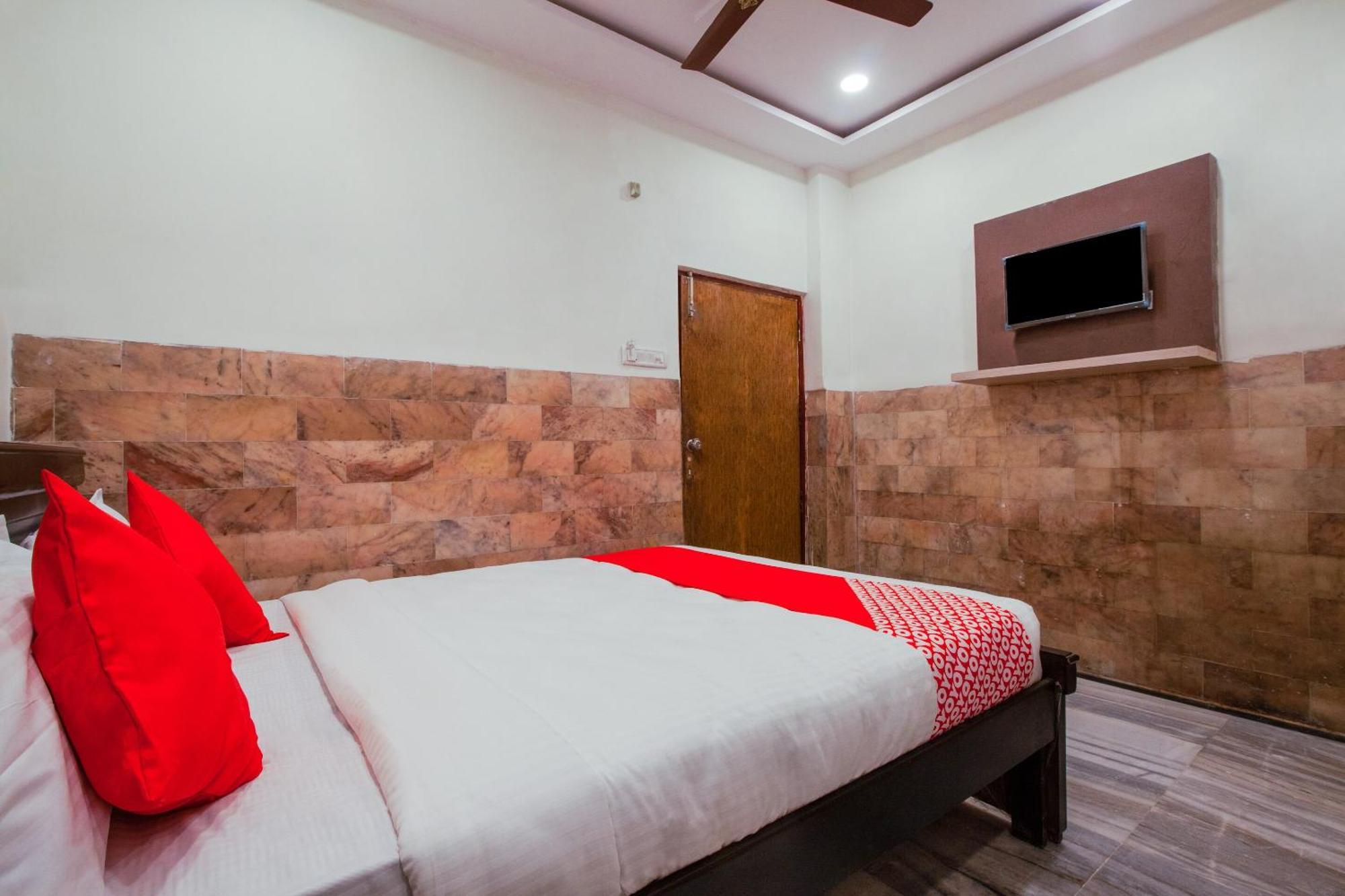 Super Hotel O Holiday Rani Gunj Opp Punjab National Bank Secundurabad Zewnętrze zdjęcie