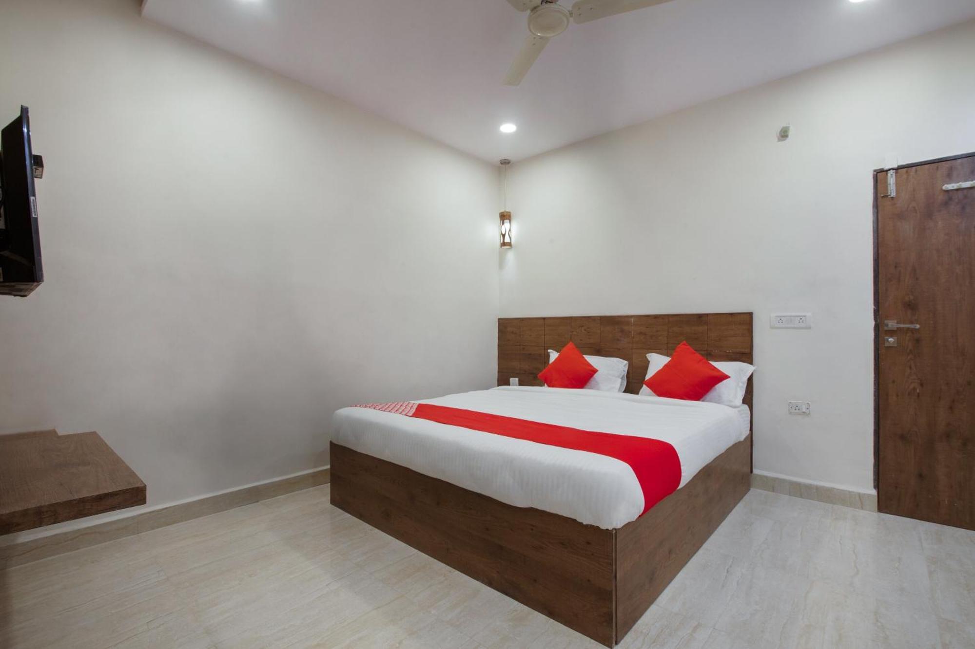 Super Hotel O Holiday Rani Gunj Opp Punjab National Bank Secundurabad Zewnętrze zdjęcie